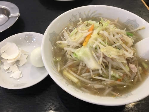 「タンメン650円+ゆで卵(サービス)」@手打らーめん 珍來 草加駅前店の写真