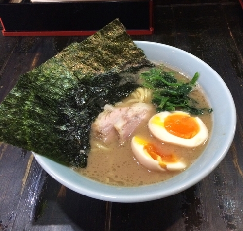 「味玉ラーメン」@らーめんありがた家の写真