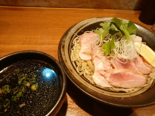 「鴨つけそば」@寿製麺よしかわ 川越店の写真