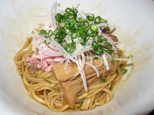 「鶏油そば　600円」@ラーメン屋 トイ・ボックスの写真