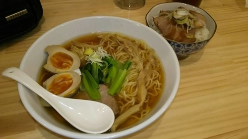 「たまごらぁめん　しょうゆ」@麺酒場 季の写真