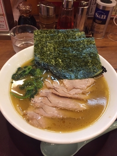 「チャーシュー麺、硬め濃いめ」@佐々木家 秋田本店の写真