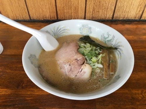 「しょうゆラーメン  600円」@味源 小作店の写真