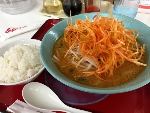 「赤ネギ味噌ラーメン ¥790 + 小ライスサービス」@くるまやラーメン 保谷新町店の写真