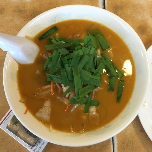 「にんにくラーメン」@新世 生麦店の写真