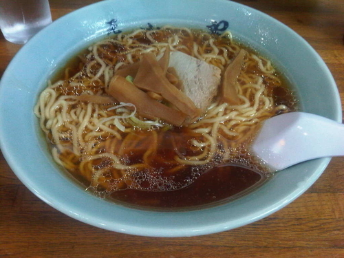 「しょうゆ並(670円)」@元祖 札幌やの写真