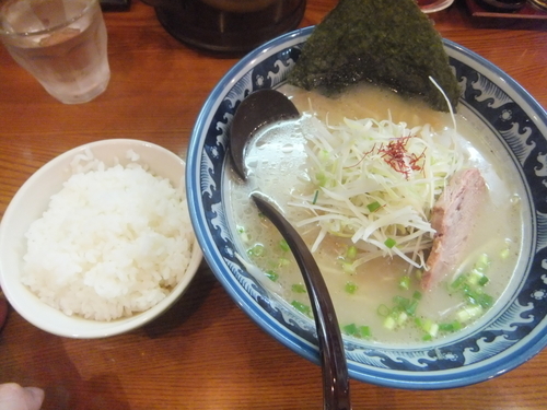 「小樽塩700円＆ライス110円(柏ランパス4で540円)」@小樽らーめん豆の木 我孫子店の写真