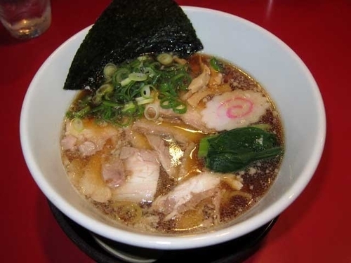 「生姜醤油焼豚麺　820円」@越後秘蔵麺 無尽蔵 花園家の写真