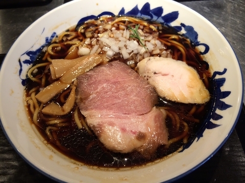 「たまり醤油ラーメン」@麺匠 佐蔵 FUBUKIの写真