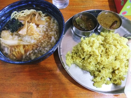 「中華そばとカリーのセット（1,000円）」@新えびすやの写真