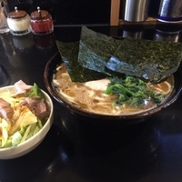 ラーメン並硬め濃いめ、キャベチャ