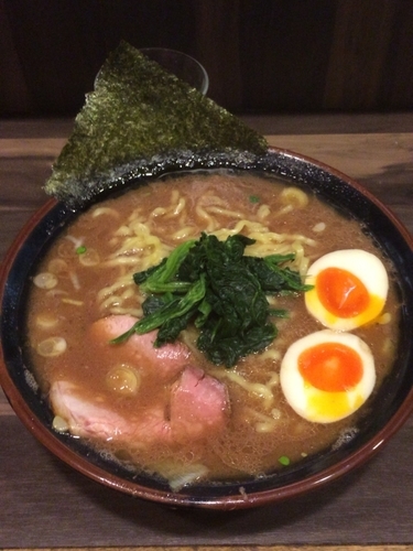 「ラーメン」@神田ラーメン わいず 神田本店の写真