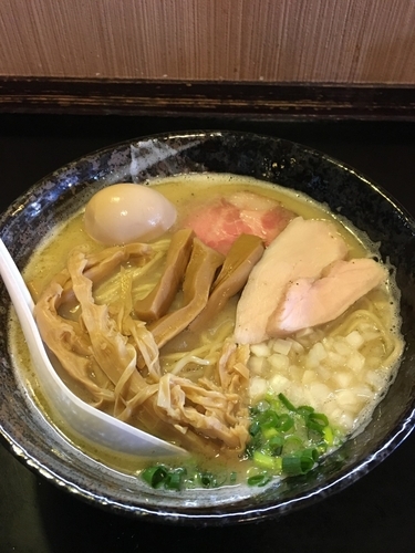 「[限定] プレミアムとりそば(塩) 大盛 全部のせ」@麺堂 稲葉の写真