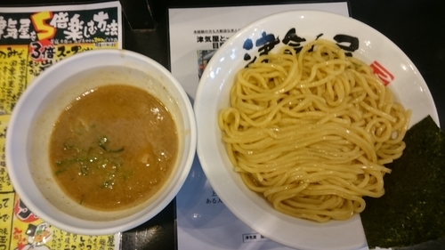 「つけ麺 ￥740(あつもり 大盛サービス)」@つけ麺 津気屋 川口店の写真
