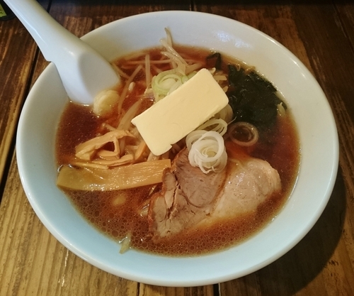 「醤油バターラーメン 820円」@本格サッポロらーめん 北地蔵の写真