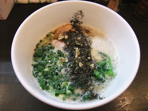 「白豚めん（700円）」@やすのたまぞうの写真