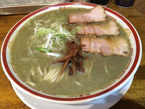 「バリ煮干し中華そば  ¥800 (麺カタメ)」@中華そば つし馬の写真