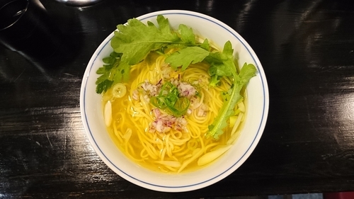 「比内地鶏の塩らぁ麺 ～かけstyle～（￥700）」@らぁめん矢 ロックンビリースーパーワンの写真