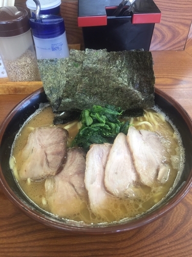 「チャーシュー麺並、硬め濃いめ」@横浜家系 龍 福島店の写真