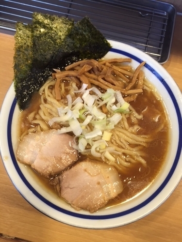「ラーメン　780円　（大盛り・同一料金）」@天然豚骨醤油 らーめん玉 超大吉 上野店の写真