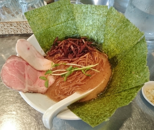 「魚介豚骨 800円」@さんじの写真