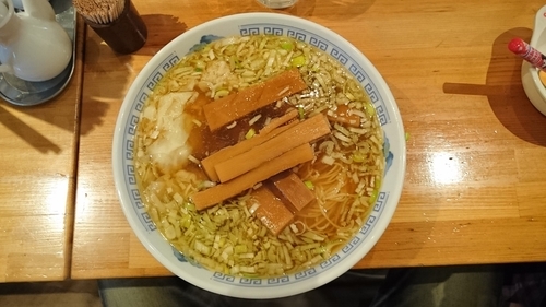 「タケノコワンタン麺（￥1,050）」@ウミガメ食堂の写真