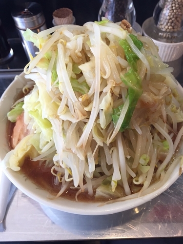 「らーめん（野菜ちょいマシ、カラメ）」@らーめん虎丸 川口店の写真