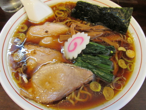 「しょうゆラーメン　「700円」」@オランダ亭の写真