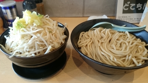 「どて辛つけ麺、大盛(４００g)、野菜増し」@どてちんの写真