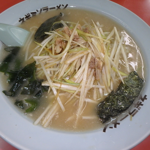 「ネギラーメン(650円)、半炒飯(350円)」@ラーメンショップ 桑山の写真