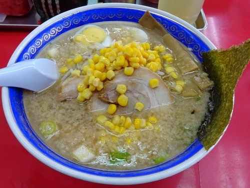 「スペシャルラーメン（1,010円）麺硬め・カラメ・油多め」@MURAYAMAホープ軒 本店の写真