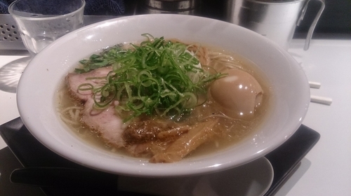 「味玉塩そば＋九条ねぎ」@SOBAHOUSE金色不如帰の写真