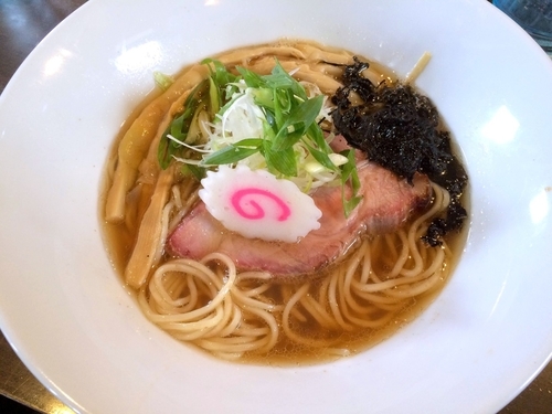 「豊深煮干しそば醤油（750円）」@麺や 虎徹の写真