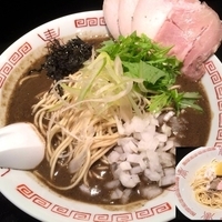 【限定】濃厚中華そばにイカが入ったやつ（780円）＋替玉