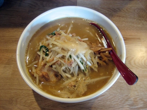 「味噌ラーメン（野菜大盛）800円」@味噌麺処 楓の写真