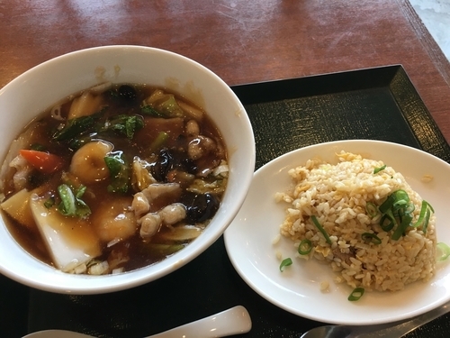 「八宝あんかけ麺880円+半チャーハン280円」@中華レストランChina Fan 草加店の写真