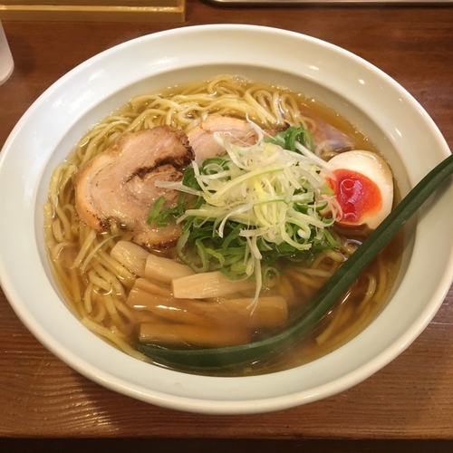 「醤油ラーメン」@麺屋はなぶさの写真