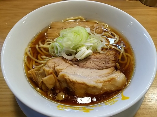 「らーめん 原点　※焼豚：厚＆メンマ：厚２本」@人類みな麺類の写真