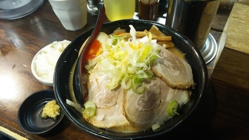 「味噌+チャーシュー」@麺処 花田 池袋店の写真