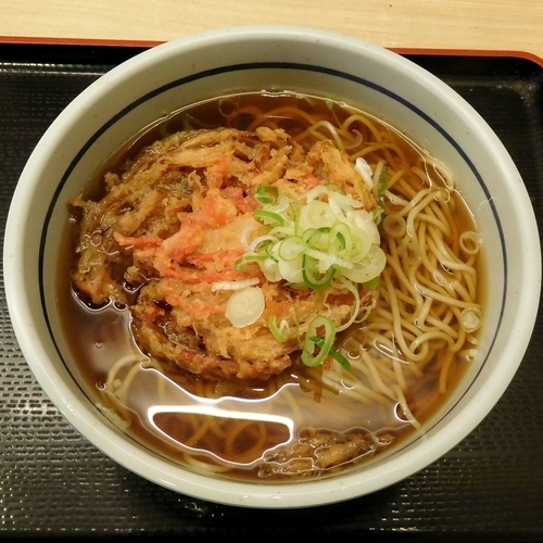 「季節限定 紅天そば（大盛無料 430円）」@吉そば 代々木店の写真