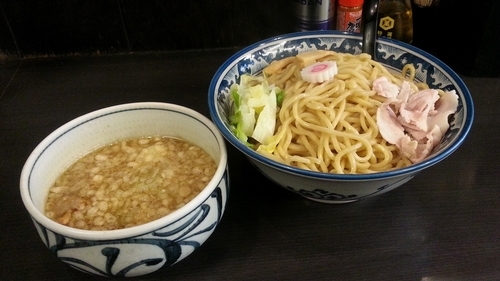 「ガーリック塩つけ麺+特もり」@つけめん 蜩の写真