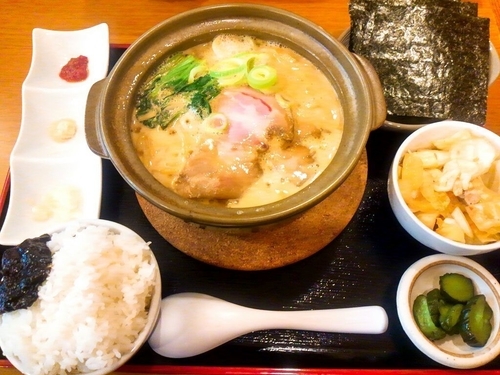 「（限定）鍋焼家系ラーメン　1000円」@ラーメン暁（＾＾）の写真