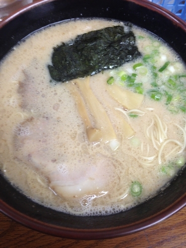 「とんこつ 白」@駅西ラーメンの写真