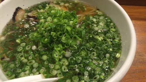 「醤油ラーメン」@らーめん おが多 キスケBOX店の写真