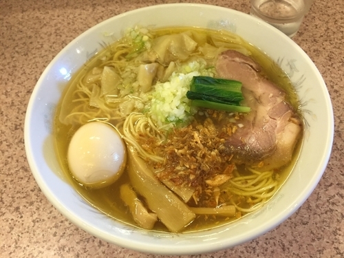 「塩ネギワンタン麺＋味玉 980＋100円」@ラー麺専門店 こしがやの写真
