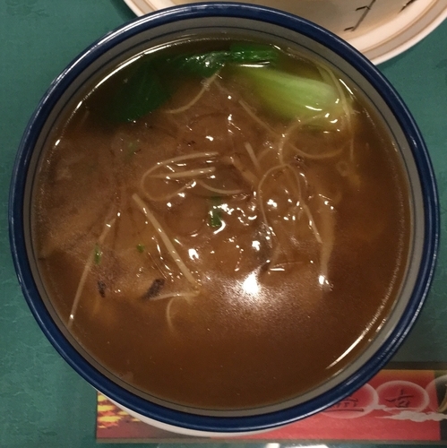 「フカヒレつゆそば1580円+豚肉小籠包580円」@中国料理 盤古殿 新横浜プリンスホテル店の写真