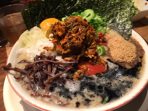 「カラカベース 820円 トッピング10種 +500円」@一風堂 大森店の写真