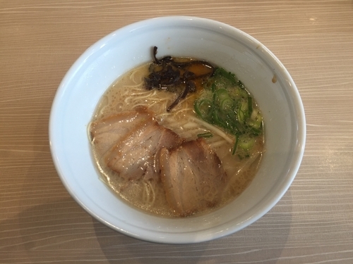 「白丸とんこつ (780円)」@RAMEN EXPRESS 博多一風堂 三井アウトレットパーク木更津店の写真