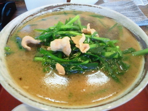 「ニラらーめん　766円」@中華さくらの写真