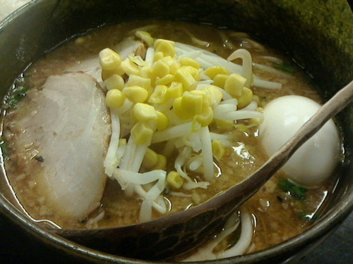 「特味噌背油入り、半ライス」@東京スタイルみそラーメン ど・みそ ららぽーと豊洲店の写真